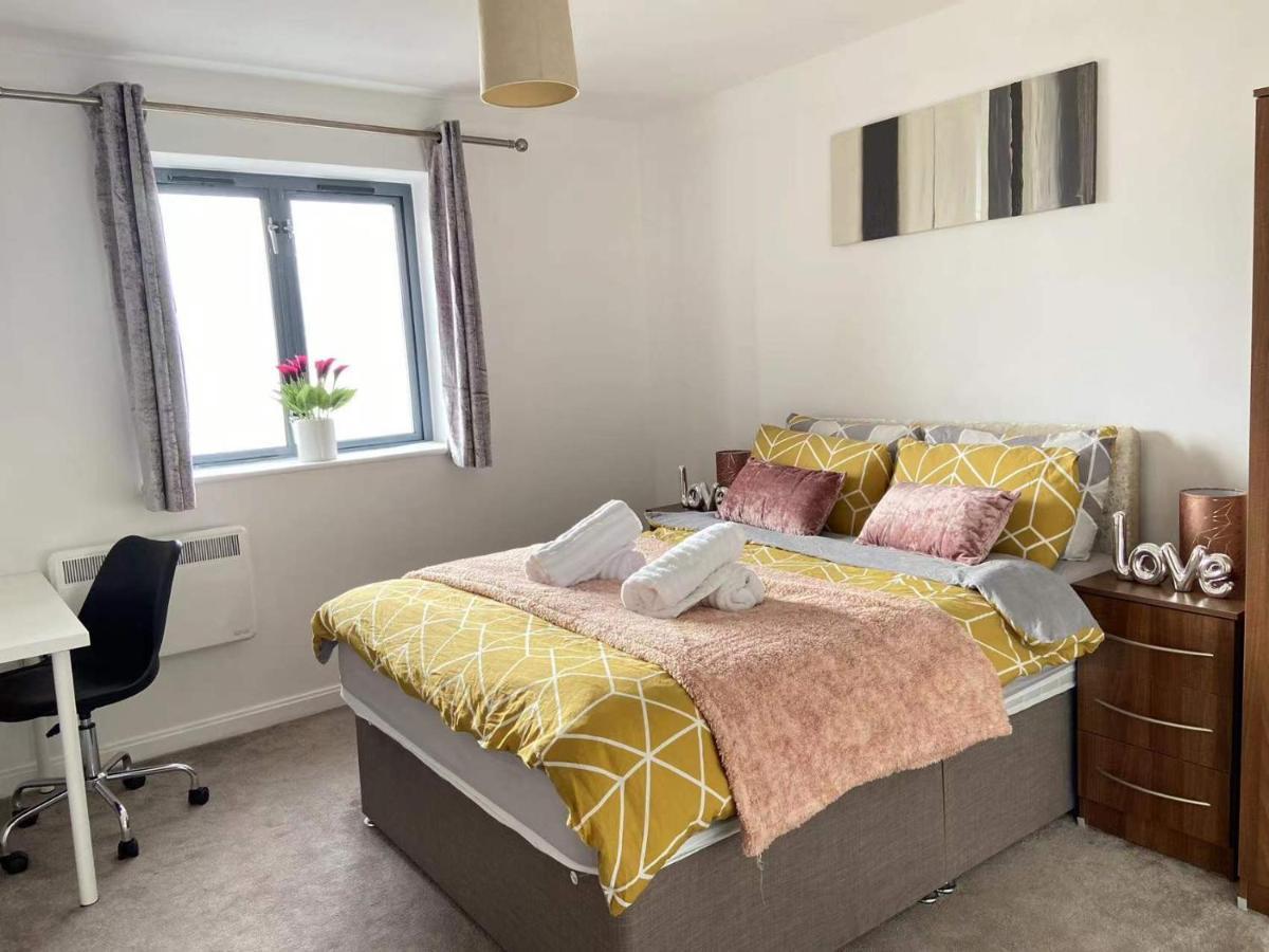 Beach Front Apt With Stunning Sea View Swansea Buitenkant foto